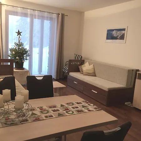 & Medvedin * Špindlerŭv Mlýn